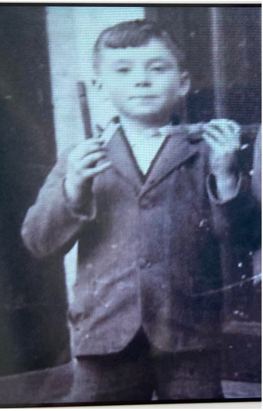 A young evacuee boy